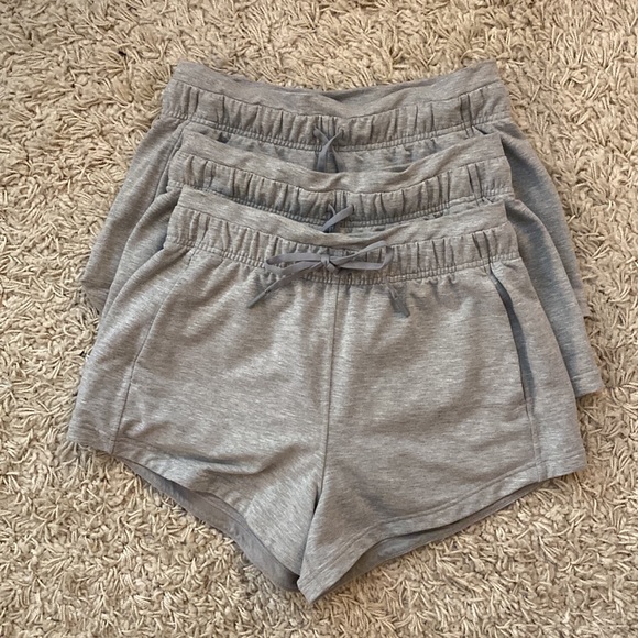 New Lululemon Inner Glow Short 3" * Modal size 6 Heathered Core Light Grey - Picture 11 of 11